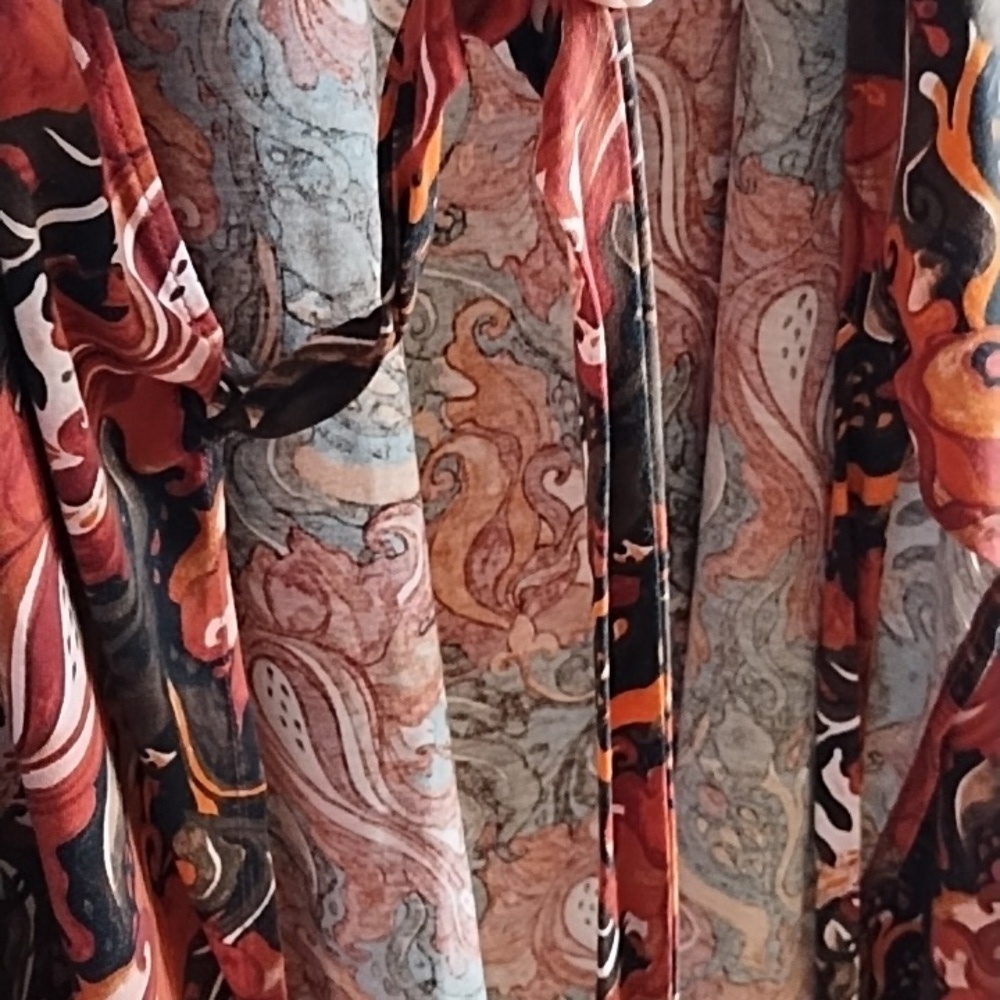 Lularoe wrap dress - Picture 3 of 4